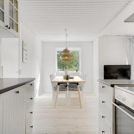 Aksa - 400m From The Sea In Funen By Interhome بيت للعطل