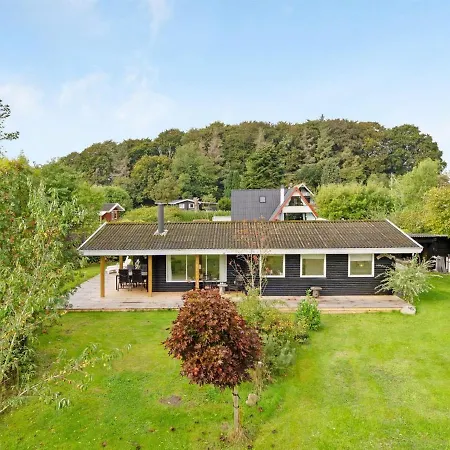 Prázdninový dům Aksa - 400m From The Sea By Interhome *