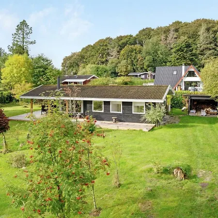 Aksa - 400m From The Sea In Funen By Interhome بيت للعطل